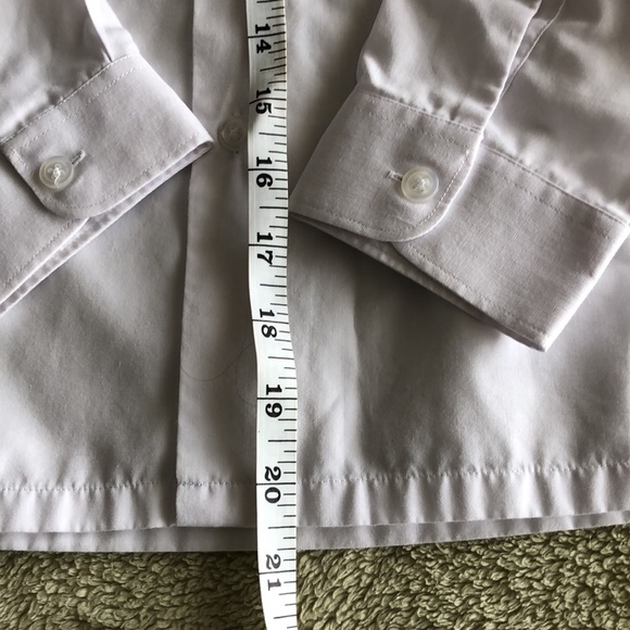 Simple Snow White dress button shirt kids size 6. - Picture 4 of 5